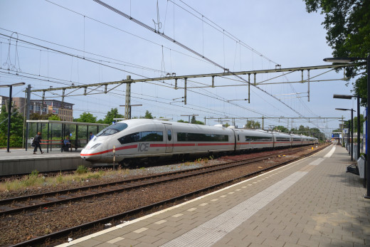 958727 (a): :2048x1365
